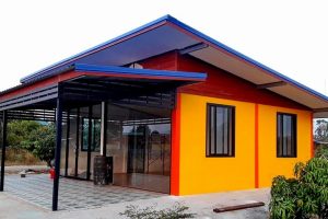 รีวิว บ้านโมเดิร์นชั้นเดียว หลังคาเพิงแหงน ขนาดกะทัดรัด งบประมาณ 295,000 บาท