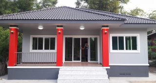รีวิว บ้านชั้นเดียว สไตล์คอนเทมโพรารี พื้นที่ใช้สอย 90 ตร.ม. งบประมาณ 950,000 บาท