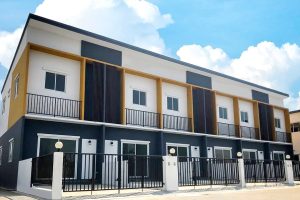 ทาวน์โฮม พรศิลป์ทาวน์ กาญจนาภิเษก-ลาดปลาดุก Pornsin Town Kanchanapisek-Lat Pla Duk