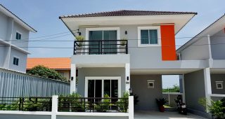 บ้านรติรัตน์ บ้านกล้วย-ไทรน้อย Baan Ratirat Baan Kluay-Sainoi