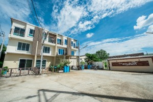 บ้านสวนเติมรัก บางกรวย-ไทรน้อย Baan Suan Termrak Bang Kruai-Sai Noi
