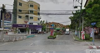 ทาวน์โฮม บ้านแมกไม้ วัชรพล Baan Mak Mai Watcharapol