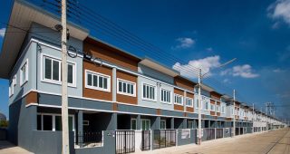 ทาวน์โฮม บ้านชลิดา รังสิต-คลอง 3 Baan Chalida Rangsit-Klong 3