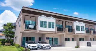 ทาวน์โฮม ลีฟวิ่งไพร์ม รังสิต-คลอง 2 Living Prime Rangsit-Klong 2