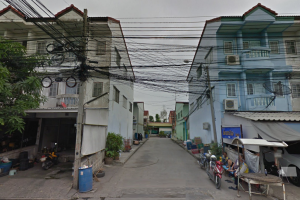 ทาวน์เฮ้าส์ สัณหกิจ วิลล่า ประชาอุทิศ 131 Sanhakit Villa