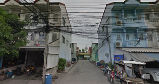 ทาวน์เฮ้าส์ สัณหกิจ วิลล่า ประชาอุทิศ 131 Sanhakit Villa