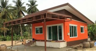 รีวิว บ้านโมเดิร์นชั้นเดียว ดีไซน์เรียบง่าย พื้นที่ใช้สอย 51 ตร.ม. งบประมาณ 550,000 บาท