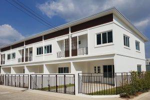 ทาวน์โฮม บ้านร่มไม้ โรจนะ Baan Rom Mai Rojana