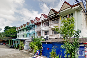 ทาวน์โฮม ศรีทวีวิลล์ บางบอน 5 Srithawee Ville Bangbon 5