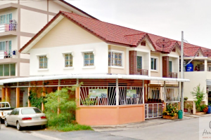 ทาวน์โฮม บ้านพิศาล 17 อนามัยงามเจริญ Baan Pisan 17 Anamai Ngam Charoen