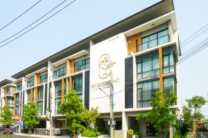 EP.2237 รีวิว Premium Place Mix เอกมัย-รามอินทรา Home Office ในทำเลเชื่อมต่อ เอกมัย-ทองหล่อ ใกล้ทางด่วนฉลองรัช และรถไฟฟ้า 3 สาย เริ่ม 12.9 ล้านบาท*