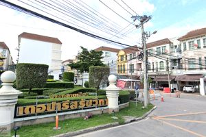 ทาวน์โฮม บ้านกลางเมือง เดอะ ปารีส รัชวิภา Baan Klang Mueang The Paris Ratchavipha