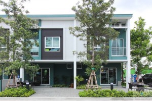 EP.1732 รีวิว บ้านลุมพินี ทาวน์วิลล์ พหลโยธิน-สะพานใหม่ ใกล้รถไฟฟ้า และ ทางด่วน เริ่ม 2.6 ล้านบาท*