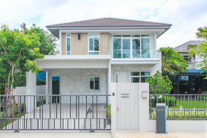EP.1986 รีวิว มัณฑนา เพชรเกษม-สาย 4 บ้านเดี่ยวพร้อมบรรยากาศสวนทะเลสาบขนาดใหญ่ เริ่ม 5.95 ล้านบาท*
