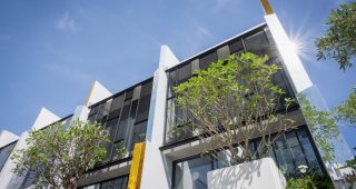 บ้านภูริปุรี คอร์ทยาร์ด พัฒนาการ Baan Puripuri Courtyard Pattanakarn