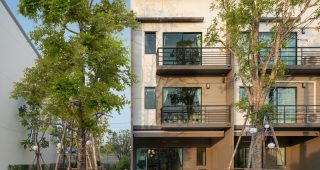 ทาวน์โฮม บ้านกลางเมือง ศรีนครินทร์-อ่อนนุช Baan Klang Muang Srinakarin-Onnut