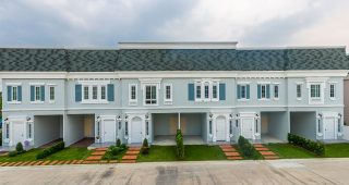 ทาวน์โฮม บริติช เพลส ปิ่นเกล้า-สาย 5 British Place Pinklao-Sai 5