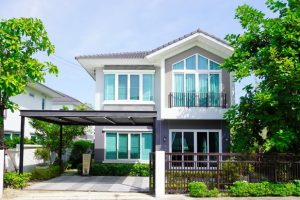 EP.2151 รีวิว บ้านเดี่ยว ปาล์มวิลล์ เทพารักษ์ บ้านเดี่ยวดีไซน์ใหม่ ตอบโจทย์ทุกการใช้งาน ใกล้ถนนเส้นหลัก, ทางด่วน และสนามบินสุวรรณภูมิ เริ่ม 3.89 ล้าน*