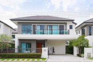 EP.2390 รีวิว Nirati บางนา บ้านเดี่ยวในเครือ Central Pattana เพียง 10 นาที* ถึง Mega Bangna และทางด่วน เริ่ม 7.4-20 ล้านบาท*