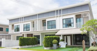 ทาวน์โฮม เอช ลีฟวิ่ง สเปซ เครือสหพัฒน์-แหลมฉบัง H Living Space Sahaphat-Laemchabang