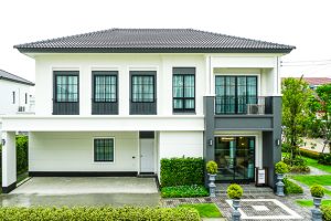 EP.2124 รีวิว The Ricco Residence Prime วงแหวนฯ-หทัยราษฎร์ บ้านเดี่ยวหรู Modern Classic Style ฟังก์ชันใหม่ 3 ที่จอดรถ ใกล้ทางด่วนจตุโชติ และรถไฟฟ้าสายสีชมพู ราคาเริ่ม 6-8 ล้าน*