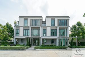 EP.2337 รีวิว บ้านกลางเมือง Classe สุขุมวิท 77 บ้านระดับ Luxury บน Prime Location ทำเลอ่อนนุช ตอบโจทย์คนเมืองที่ต้องการพื้นที่อยู่อาศัยแบบอิสระ พร้อมส่วนกลางหรูขนาดใหญ่ ครบฟังก์ชันและห้องฟิตเนสที่ใช้งานได้ 24 ชม. เริ่ม 14.9 ลบ.*