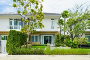 EP.2321 รีวิว inizio สุขสวัสดิ์-ประชาอุทิศ บ้านคู่ดีไซน์ Modern Minimal ในสังคมส่วนตัว ใกล้สาทร-พระราม 3 เริ่ม 3.99 ล้านบาท*