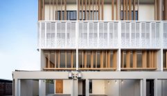 รีวิว สาละ ลาดพร้าว-รัชโยธิน ทาวน์โฮม 3.5 ชั้น สไตล์ Courtyard ในซอยลาดพร้าววังหิน 80 ใกล้ BTS เสนานิคม เป็นส่วนตัวเพียง 6 ยูนิต ราคาเริ่มต้น 16.9 ล้านบาท* ยูนิตพิเศษ 14.9 ล้านบาท*