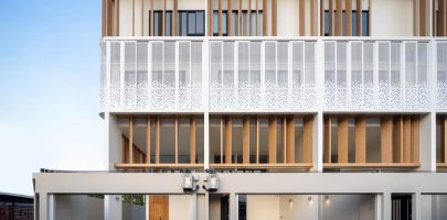 รีวิว สาละ ลาดพร้าว-รัชโยธิน ทาวน์โฮม 3.5 ชั้น สไตล์ Courtyard ในซอยลาดพร้าววังหิน 80 ใกล้ BTS เสนานิคม เป็นส่วนตัวเพียง 6 ยูนิต ราคาเริ่มต้น 16.9 ล้านบาท* ยูนิตพิเศษ 14.9 ล้านบาท*