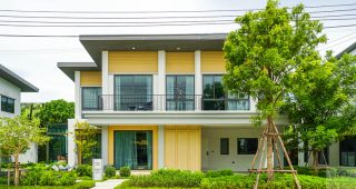 EP.2280 รีวิว Venue ID รามอินทรา-มีนบุรี บ้านแฝดและบ้านเดี่ยว ท่ามกลางบรรยากาศสไตล์ญี่ปุ่น พร้อมส่วนกลางครบครัน ใกล้รถไฟฟ้า 2 สาย เริ่ม 7.59-16 ล้านบาท*