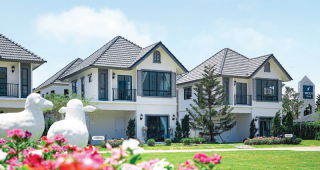 โมดิ วิลล่า บางนา 2 Modi Villa Bangna 2 ใกล้ทางด่วน เพียง 10 นาที* ราคาเริ่มต้น 4.09 ล้านบาท*