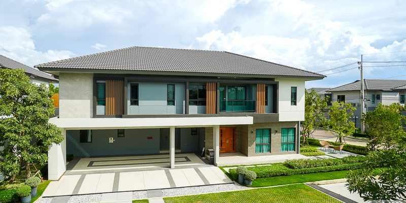 รีวิว บ้านนินญา ราชพฤกษ์ บ้านเดี่ยวหรู New Series ปรับฟังก์ชันใหญ่ขึ้น อยู่สบายมากขึ้น บนทำเลเชื่อมต่อราชพฤกษ์-รัตนาธิเบศร์ ใกล้ Chic Republic และ รร.นานาชาติเด่นหล้า เริ่ม 10.5-20 ล้าน*