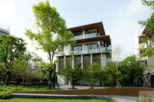 ARTALE อโศก-พระราม 9 บ้าน Luxury Pool Villa 3.5 ชั้น พร้อมสระว่ายน้ำส่วนตัวทุกหลัง บนทำเลศักยภาพ ที่หาไม่ได้อีกแล้วใจกลางพระราม 9 เริ่ม 35-60 ล้าน*