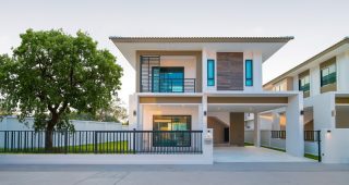 เลควัลเล่ย์ ระยอง Lake Valley Rayong โอบล้อมด้วยทะเลสาบขนาดใหญ่ ใกล้ Central เพียง 3 กม.* ราคาเริ่มต้น 3.59 ล้านบาท*