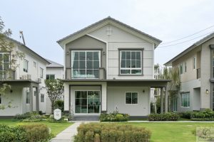 EP.2375 รีวิว VARAROM สุขสวัสดิ์ 76 บ้านเดี่ยวหรู English Classic Style ใกล้ทางด่วน และรถไฟฟ้า เริ่ม 7-12 ล้าน*