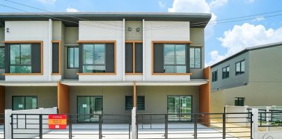 รีวิว Pleno Town พหลโยธิน-วิภาวดี ทาวน์โฮมและบ้านแฝด ใจกลางรังสิต คุ้มสุดในโซน Fitness 24 ชม. เพียง 5 นาที* ถึง Future Park รังสิต ใกล้โทลล์เวย์ และรถไฟฟ้าสายสีแดง เริ่ม 2.09-3.59 ล้านบาท*