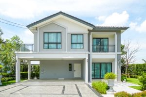 EP.2325 รีวิว The Plant ฉลองกรุง 2 บ้านเดี่ยวซีรีส์ใหม่ 100 ตร.ว. ฟังก์ชันเด่น ส่วนกลางครบ ใกล้กับทางด่วนและสนามบิน เริ่ม 5.49-7 ล้านบาท*