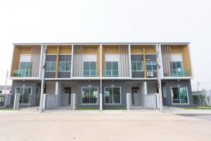 ทาวน์โฮม บีทีเอ็น เรสซิเดนซ์ 2 BTN Residence 2 ใกล้รถไฟฟ้าสายสีม่วงและ Central Westgate ราคาเริ่ม 1.99 ล้านบาท*