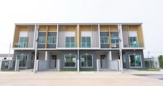 ทาวน์โฮม บีทีเอ็น เรสซิเดนซ์ 2 BTN Residence 2 ใกล้รถไฟฟ้าสายสีม่วงและ Central Westgate ราคาเริ่ม 1.99 ล้านบาท*