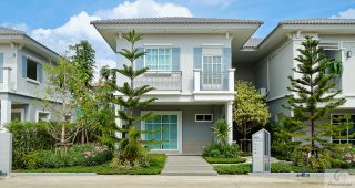 EP.2351 รีวิว ไอลีฟ ไพร์ม เศรษฐกิจ-บางปลา บ้านดีไซน์ใหม่สไตล์ English Garden ทำเลใจกลางสมุทรสาคร เดินทางสะดวก เข้า-ออกได้หลายเส้นทาง เริ่ม 2.19-6.9 ล้านบาท*