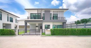 เดอะ ซีรีน เสม็ด-ชลบุรี The Serene samed-Chonburi ใกล้ Central ชลบุรี เพียง 3 นาที* เริ่ม 3.15 ล้านบาท*