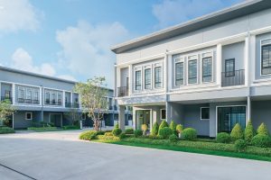 ทาวน์โฮม เดอะริคโค้ ทาวน์ พหลโยธิน-สายไหม 53 The Ricco Town Phahonyothin-Saimai 53 ใกล้ BTS สถานีคูคต เพียง 10 นาที* เริ่ม 3.09 ล้านบาท*
