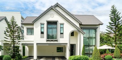 รีวิว สราญสิริ ศาลายา-ปิ่นเกล้า บ้านเดี่ยวหรูซีรีส์ Urban Farmhouse พร้อมเพดาน Double Volume ทำเลติดถนนใหญ่ ใกล้ ม.มหิดลฯ เริ่ม 8.99 ล้านบาท*