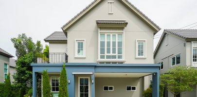 รีวิว สราญสิริ ศรีนครินทร์-แพรกษา บ้านเดี่ยวสไตล์ Modern Farmhouse ทำเลใกล้ BTS แพรกษา 2.3 กม.* เริ่ม 7.59 ล้าน*