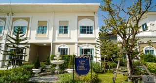 EP.2522 รีวิว Lalin Town Lio วงแหวนฯ-พระราม 2 ทาวน์โฮมสไตล์ French Colonial ใกล้ถนนพระราม 2, ทางด่วน และ Central มหาชัย เริ่ม 2.19 ล้าน*