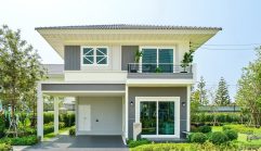 รีวิว Park Ville สุขุมวิท-บางนา บ้านเดี่ยวสุดคุ้มค่า คุ้มราคา ก่อสร้างแบบรักษ์โลก ใกล้นิคมฯ บางพลี ส่วนกลางครบครัน เริ่ม 3.99 ล้านบาท*