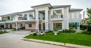 ลัดดารมย์ พุทธมณฑลสาย 3 LADDAROM Phutthamonthon Sai 3 บ้านเดี่ยวหรู Modern French Style บนพื้นที่ 100 ตร.ว.* ใกล้ MRT สถานีหลักสอง ราคาเริ่มต้น 9-19 ล้านบาท*