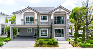แกรนดิโอ โคราช-เทอร์มินอล Grandio Korat-Terminal บ้านเดี่ยวหรูสไตล์ยุโรป ทำเลใจกลางโคราช ใกล้ The Mall เพียง 4 กม.* ราคาเริ่ม 5-20 ล้าน*