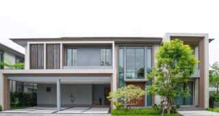 รีวิว Thana Residence กาญจนาภิเษก-พระราม 9 บ้านเดี่ยวหรู 4 ห้องนอน ท่ามกลางบรรยากาศธรรมชาติ ใกล้สนามบินสุวรรณภูมิ เริ่ม 18-30 ล้านบาท*
