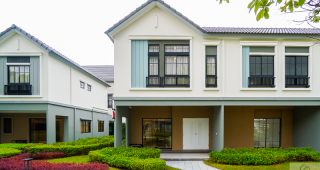 รีวิว The Connect มีนบุรี สเตชั่น-นิมิตใหม่ ทาวน์โฮมสไตล์ Modern English Country ติดถนนนิมิตใหม่ ใกล้ทางด่วน ใกล้รถไฟฟ้า 2 สาย พร้อม Clubhouse และ Fitness 24 ชม.* เริ่ม 3-5 ล้าน*